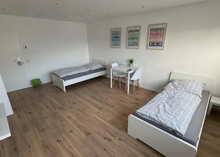 Monteur & Messezimmer Heiligenhaus